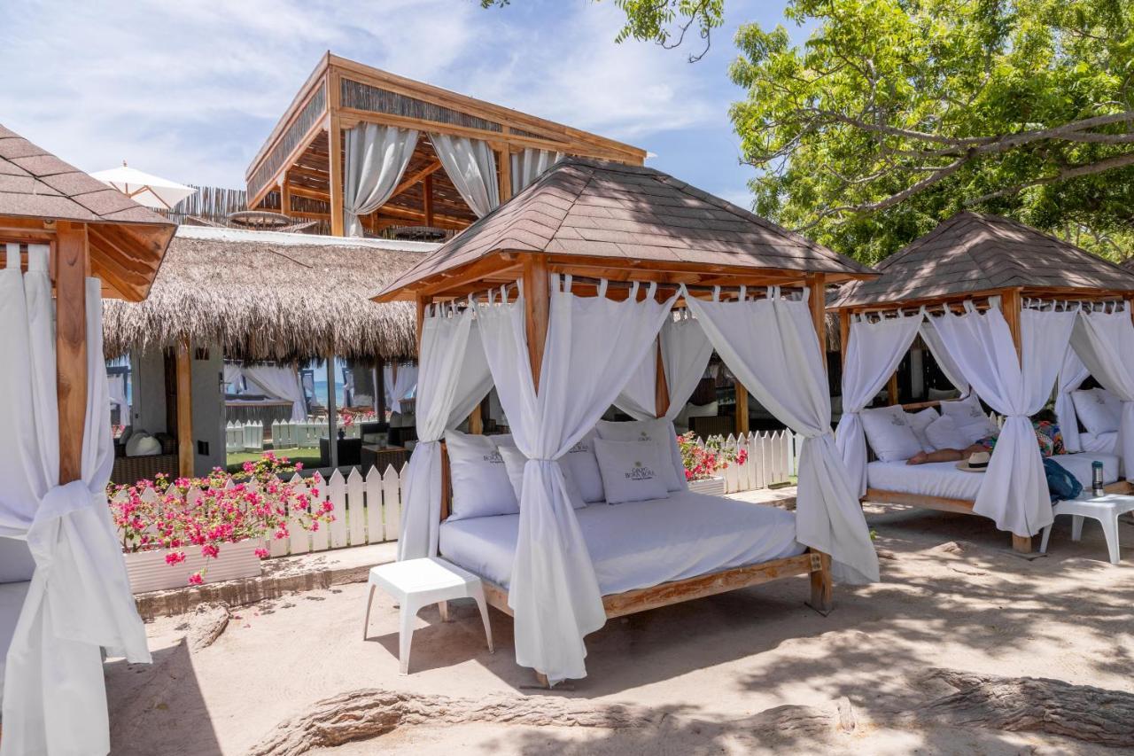 Bora Bora Beach Club & Hotel Isla Grande  Exterior photo
