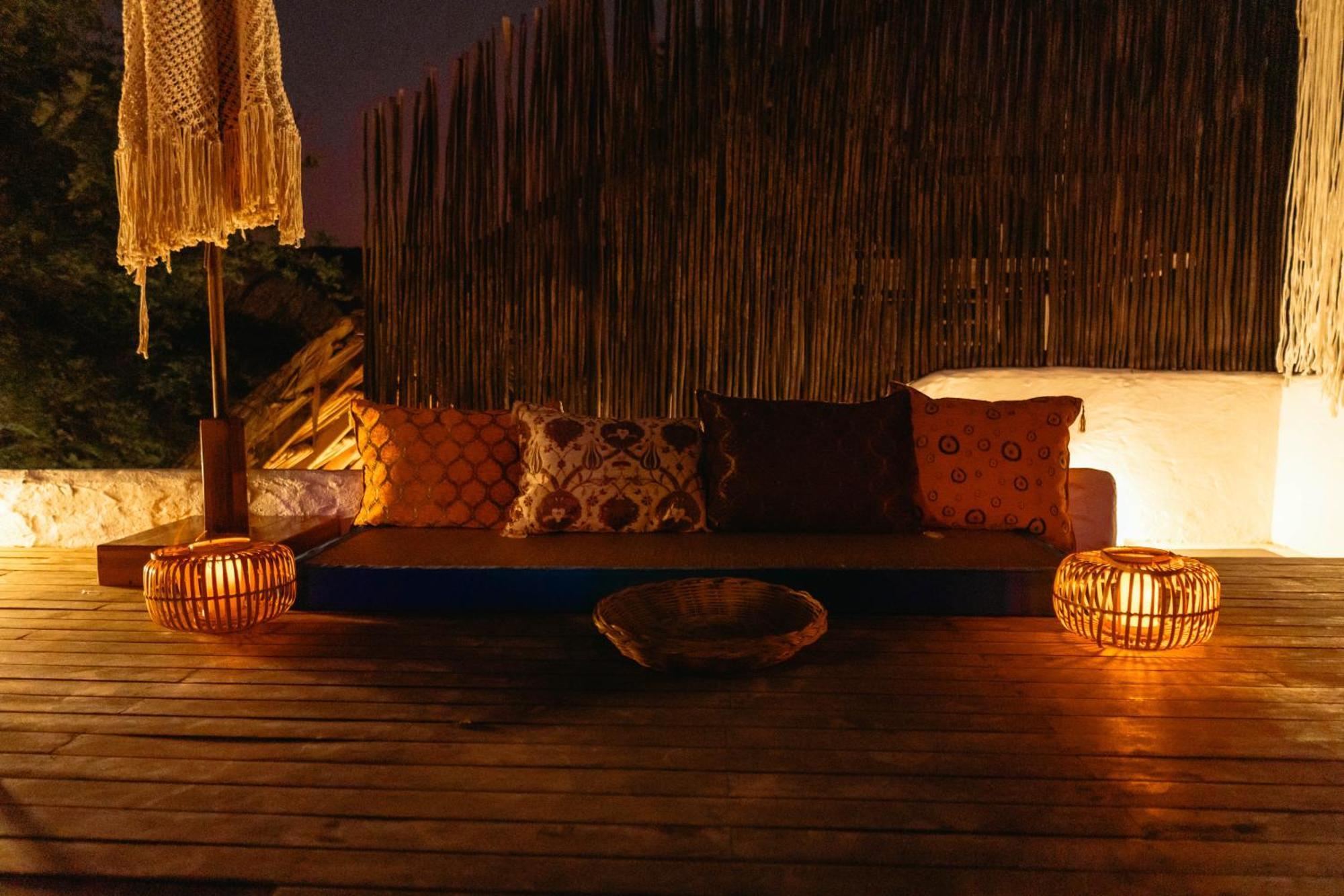 Bora Bora Beach Club & Hotel Isla Grande  Exterior photo
