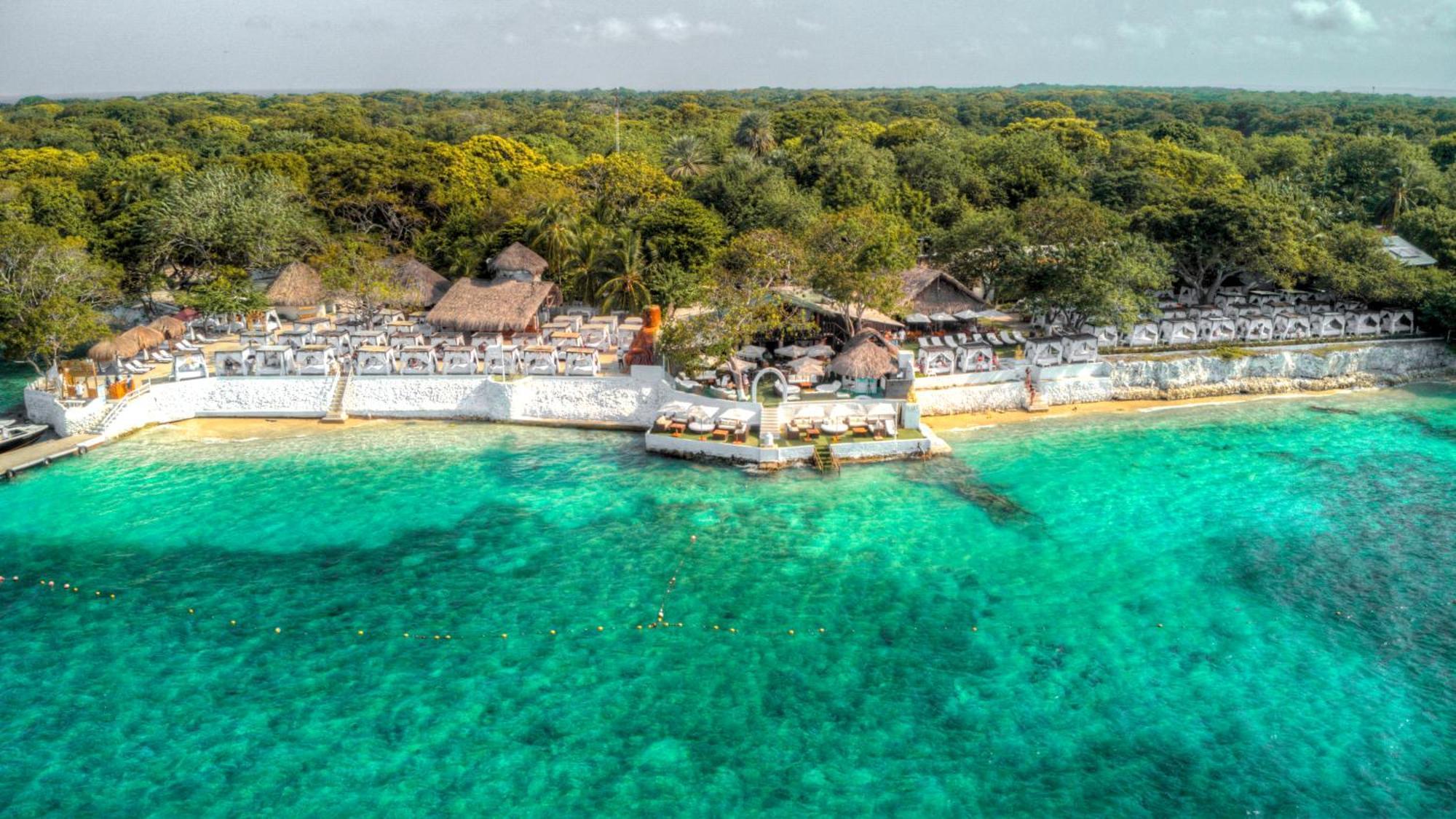 Bora Bora Beach Club & Hotel Isla Grande  Exterior photo
